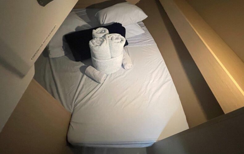 PEANUT Oceanis 30.1 Bareboat Yacht BVI Yacht Charters