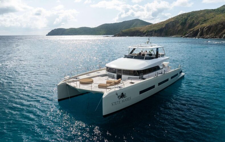 SIETE MARES: 78’ Lagoon Power catamaran